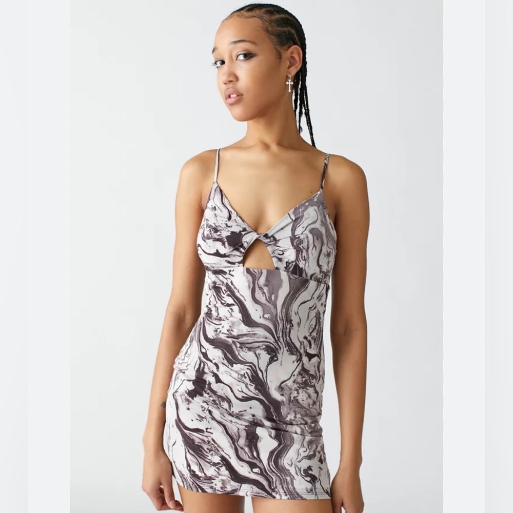 🤩 SALE Urban Renewal Remnants Y2K Mod Twisted Front Mini Dress